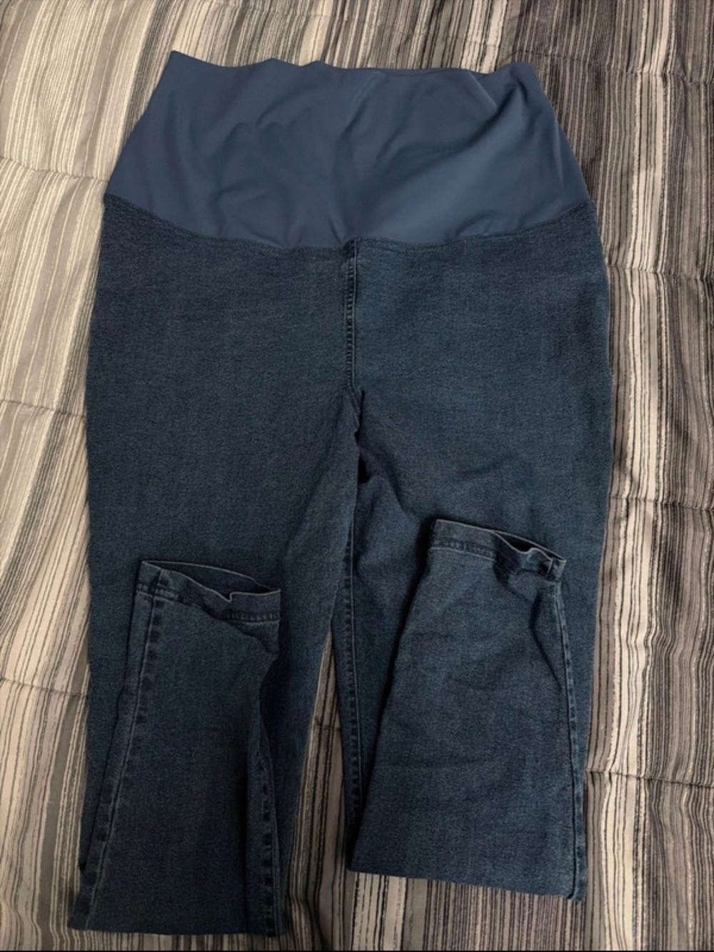 Isabel Maternity by Ingrid & Isabel Dark Blue Jeggings with Navy Panel